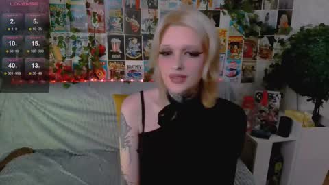 Snapshot of simona_rain chatting on 09/19/25, 07:25 Simona online show from 09/19/25, 07:25