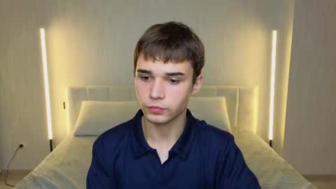 Alex online show from 06/19/26, 04:33