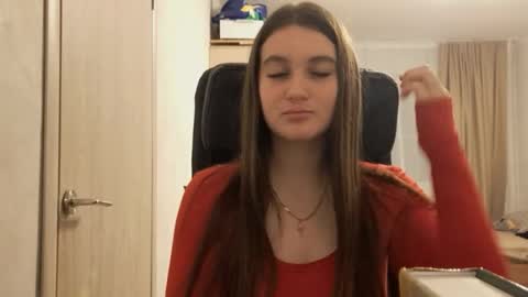 Snapshot of simoneschult chatting on 11/16/25, 07:19 Sofia online show from 11/16/25, 07:19