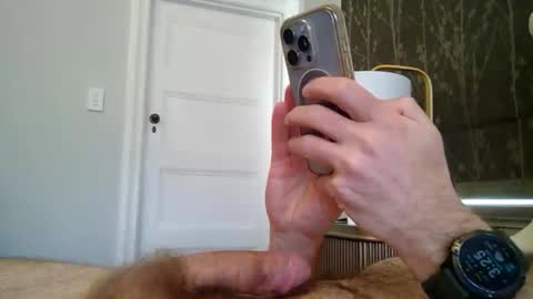 Snapshot of simonfrommelb chatting on 10/31/25, 04:24 simonfrommelb online show from 10/31/25, 04:24