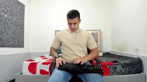 SIMON KELER online show from 07/12/26, 12:40