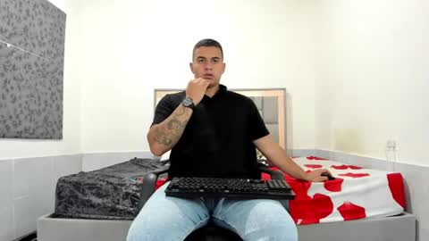 SIMON KELER online show from 07/28/26, 05:25