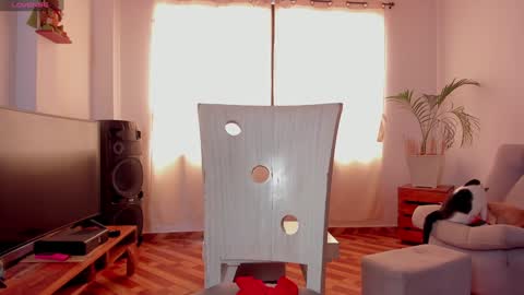 zoe online show from 01/16/25, 05:23