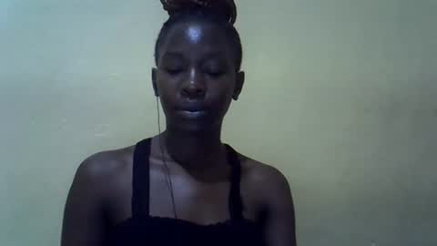 simplyloy33 online show from 07/25/26, 12:42