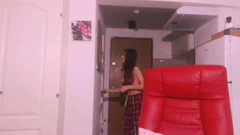 simyhvn online show from 12/05/25, 05:38