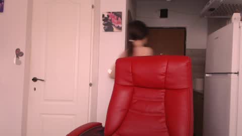 Snapshot of simyhvn chatting on 04/02/26, 05:27 simyhvn online show from 04/02/26, 05:27