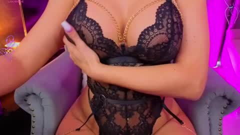 Snapshot of sin_withme_ chatting on 06/10/26, 05:07 Jessy online show from 06/10/26, 05:07