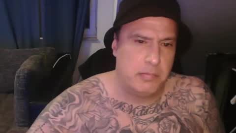 Snapshot of sinalco1975 chatting on 10/21/25, 04:46 sinalco1975 online show from 10/21/25, 04:46