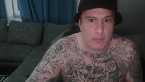 sinalco1975 online show from 12/14/25, 06:19