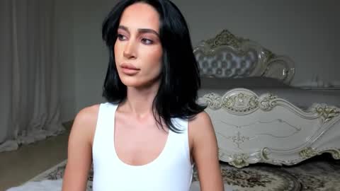 C online show from 11/02/25, 08:55