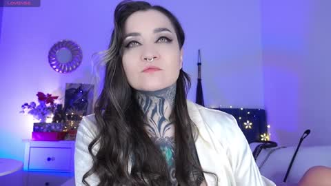 Ms. Sindel online show from 12/14/24, 01:59