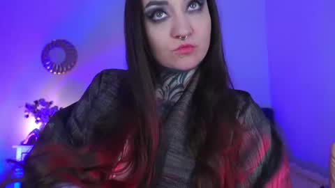 Ms. Sindel online show from 02/17/25, 05:43