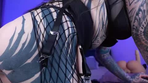 Ms. Sindel online show from 03/07/25, 02:12