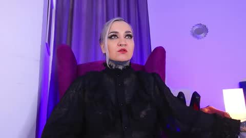 Ms. Sindel online show from 09/21/25, 12:51