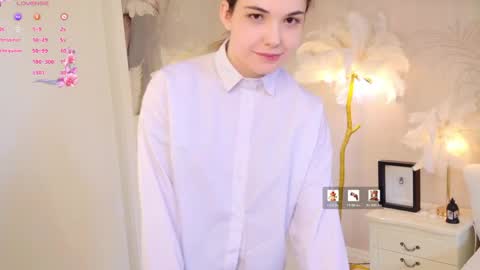 Snapshot of sindell_cryell chatting on 05/08/26, 12:10 sindell_cryell online show from 05/08/26, 12:10