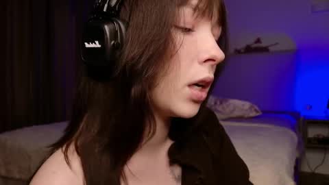 Snapshot of sindy_juxxx chatting on 06/05/26, 03:35 sindy_juxxx online show from 06/05/26, 03:35