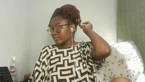Snapshot of sinful_shadow chatting on 05/15/26, 04:08 sinful_shadow online show from 05/15/26, 04:08