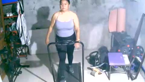 Snapshot of sinfullwife6969 chatting on 10/30/25, 11:33 sinfullwife6969 online show from 10/30/25, 11:33