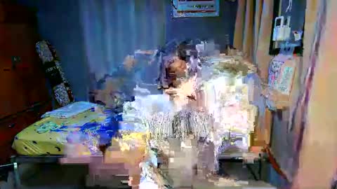 Snapshot of sinfullwife6969 chatting on 01/10/26, 10:28 sinfullwife6969 online show from 01/10/26, 10:28