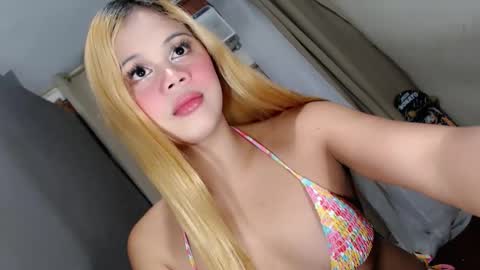 Snapshot of sinfulrose_ chatting on 04/13/26, 10:26 sinfulrose_ online show from 04/13/26, 10:26