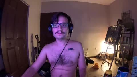 Snapshot of singholedad chatting on 10/16/25, 05:19 singholedad online show from 10/16/25, 05:19