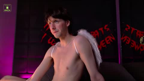 Snapshot of sinkisser chatting on 10/29/25, 10:39 WARREN online show from 10/29/25, 10:39