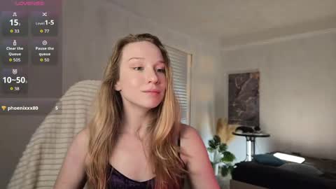 Snapshot of sinner_eve chatting on 05/22/26, 03:13 Aurora online show from 05/22/26, 03:13