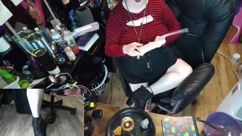 Snapshot of sinstresshemlock chatting on 06/11/26, 02:53 Sinstress hemlock online show from 06/11/26, 02:53
