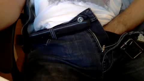 Alex online show from 10/05/25, 08:34