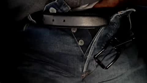 Alex online show from 10/26/25, 05:46