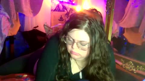 Siofra online show from 09/20/25, 11:50