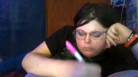 Snapshot of siofra chatting on 11/09/25, 10:24 Siofra online show from 11/09/25, 10:24