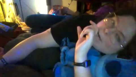 Snapshot of siofra chatting on 11/30/25, 06:56 Siofra online show from 11/30/25, 06:56