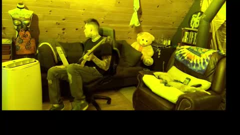 Dustbunnyfoofoo online show from 09/09/25, 12:10