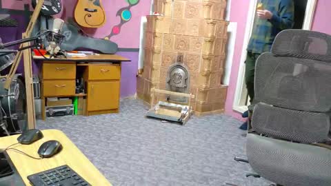 Snapshot of sir_pelo_iv chatting on 11/17/25, 02:23 I am The Fourth and only Sir. Pelo online show from 11/17/25, 02:23