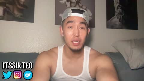 Snapshot of sir_teo chatting on 02/26/25, 01:43 SIR TEO online show from 02/26/25, 01:43