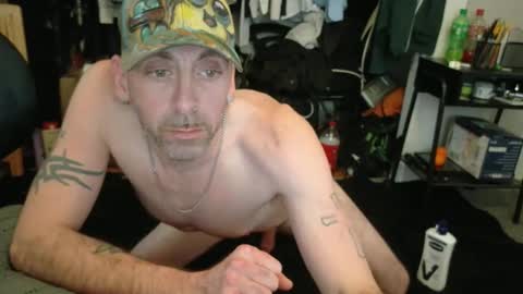 Snapshot of sirarchabalthe3rd chatting on 02/18/26, 09:22 Danny skiff online show from 02/18/26, 09:22