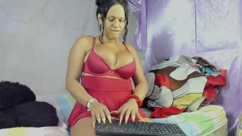 Snapshot of sirena_dirtysexxx chatting on 05/11/26, 01:44 Sirena Fuentes online show from 05/11/26, 01:44