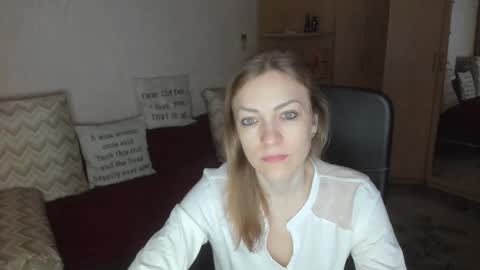 sirenasilk online show from 12/23/25, 05:16