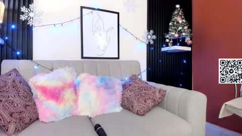 Snapshot of sirenita_xoxo chatting on 11/27/25, 11:23 Sirenita online show from 11/27/25, 11:23