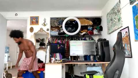 Snapshot of siriss_boyrag chatting on 04/09/26, 01:49 siriss_boyrag online show from 04/09/26, 01:49