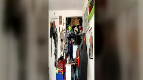 siriss_boyrag online show from 06/22/26, 04:48