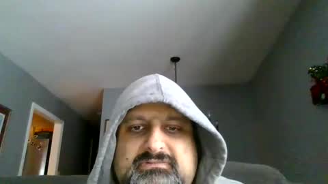 SirMike80 online show from 12/25/24, 01:19