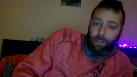 Snapshot of sirpoundcakes chatting on 07/17/26, 03:35 sirpoundcakes online show from 07/17/26, 03:35