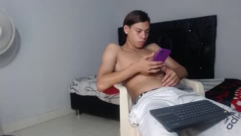 Snapshot of sirryant chatting on 12/03/25, 02:30 SIR RYANT online show from 12/03/25, 02:30