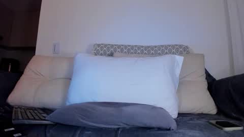 Snapshot of sirs_papi chatting on 10/30/25, 03:52 Call me papi online show from 10/30/25, 03:52