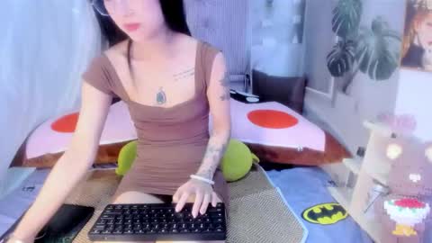 julila online show from 11/22/25, 03:38