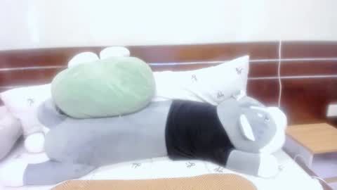 julila online show from 12/20/25, 03:13