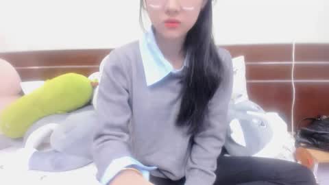 julila online show from 12/22/25, 02:52