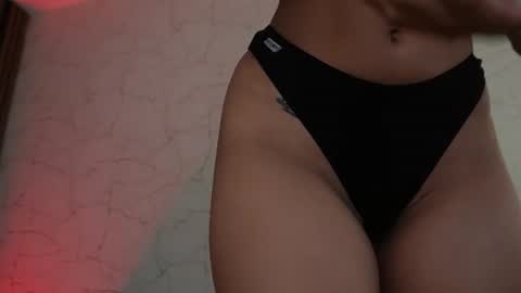 Dee online show from 07/04/26, 07:42